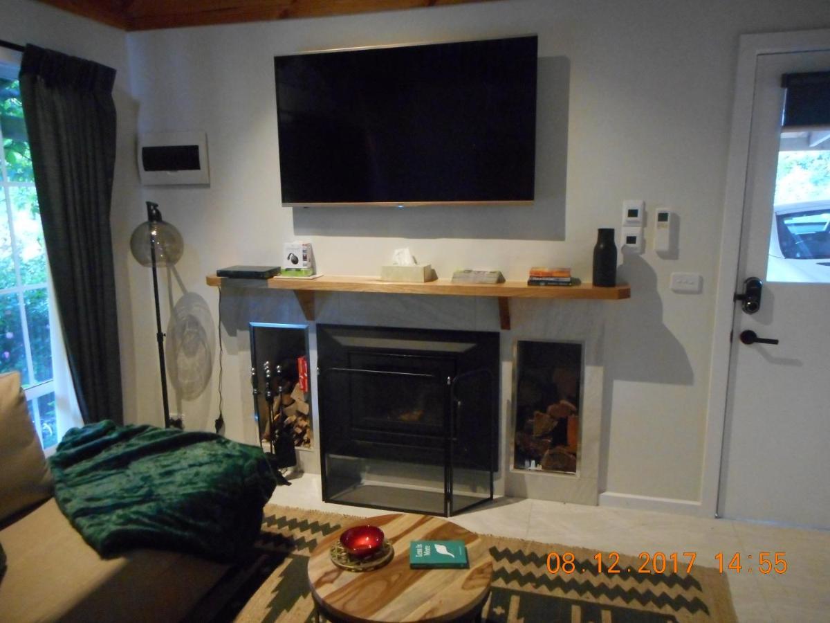 Wurrung B & B - The Cottage Woodend Eksteriør bilde